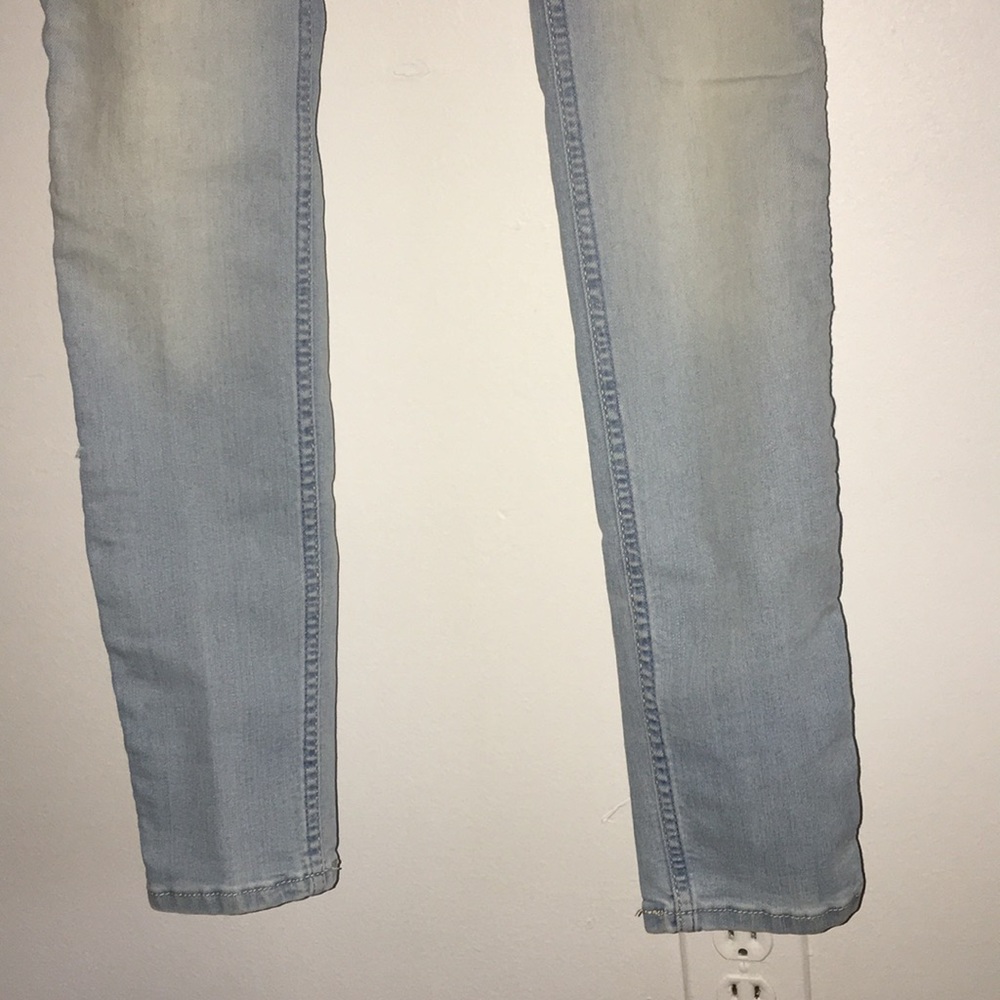 Jeans - Picture 2 of 5